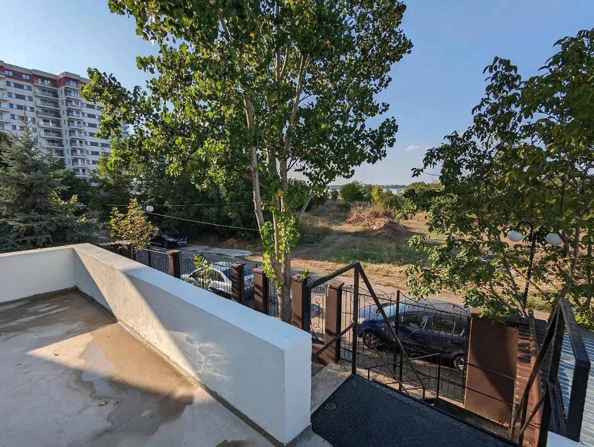 Horizon View Villa - Lakefront Terrace Suite Bucureşti Apartament